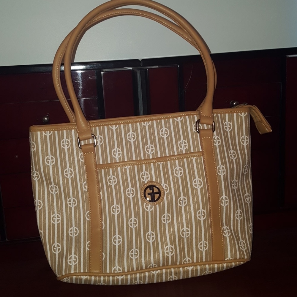 Giani Bernini Shoulder Bag